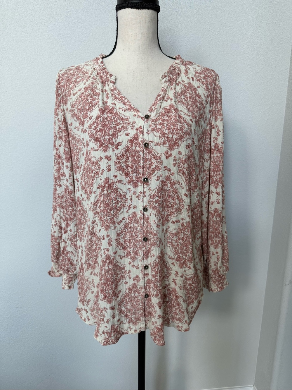 Mason & Belle Cream and Dusty Rose Button-Front Peasant Blouse